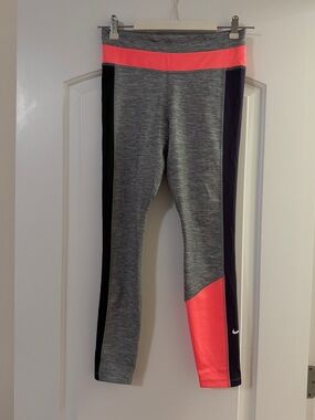 NWOT Nike Leggings grey with Coral and Black Panels